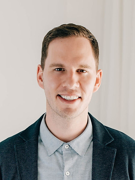 Luke Ruttle, Associate